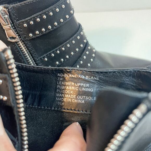 Aqua Blane Studded Leather Western Booties Size 7 - Picture 8 of 9